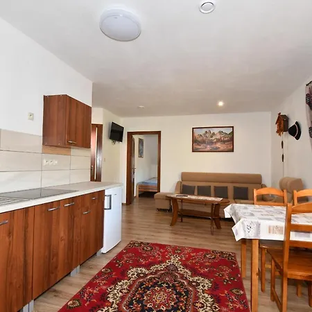 Kenka * ספישסקה סטארה וס