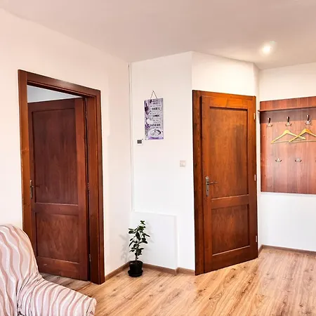 Kenka アパート スピスカ・スタラ・ヴェス