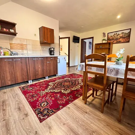 Kenka 斯皮什旧村